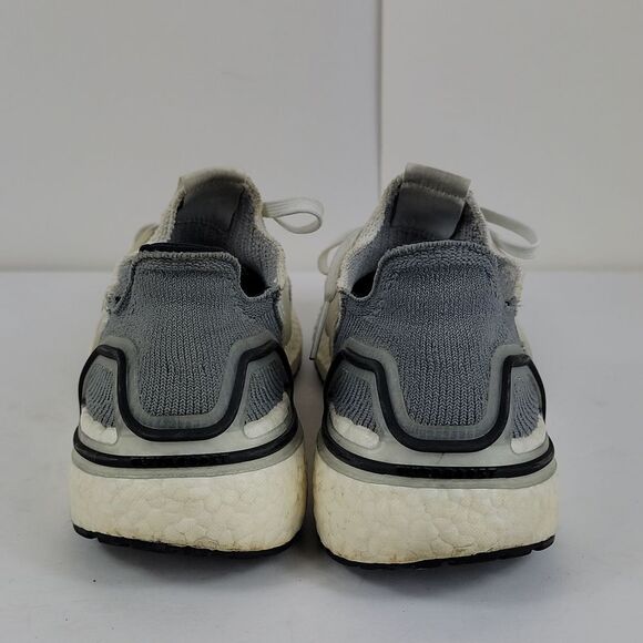Adidas Utraboost 20 X James Bond Women's Shoes. - Picture 7 of 10